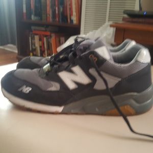 New Balance 580